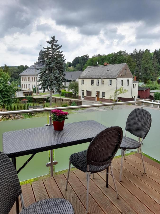 Ferienwohnungen Im Vogtland Heinsdorfergrund المظهر الخارجي الصورة